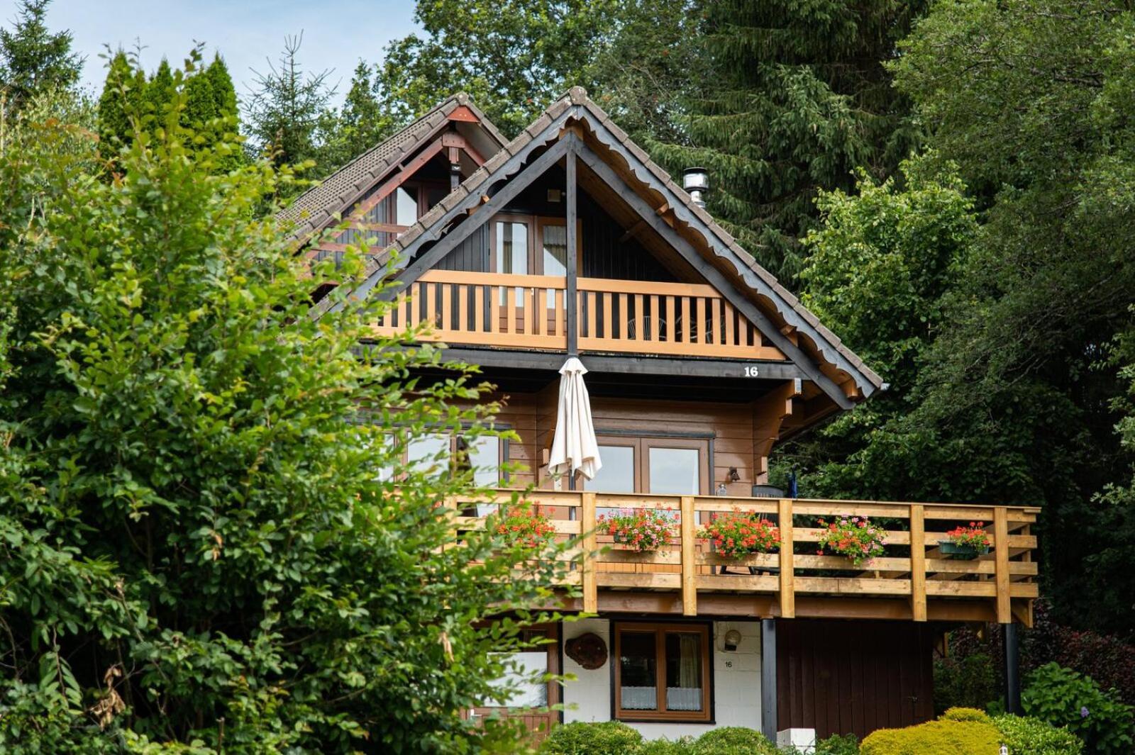 Ardenparks Petite Suisse Otel Dochamps Dış mekan fotoğraf